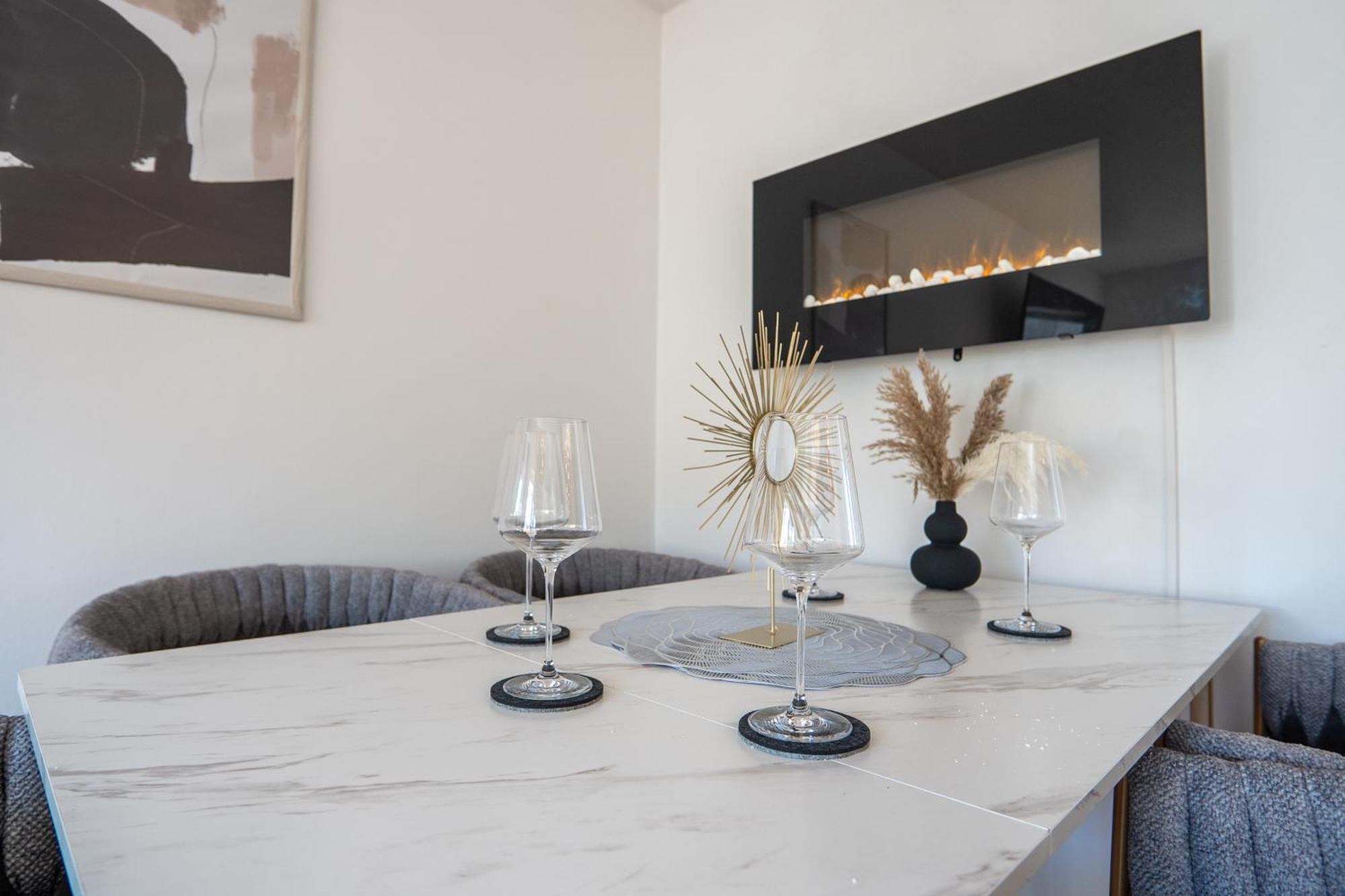 Apartment Passau B - Stilvoll, Modern & Cozy Im Zentrum Von パッサウ エクステリア 写真
